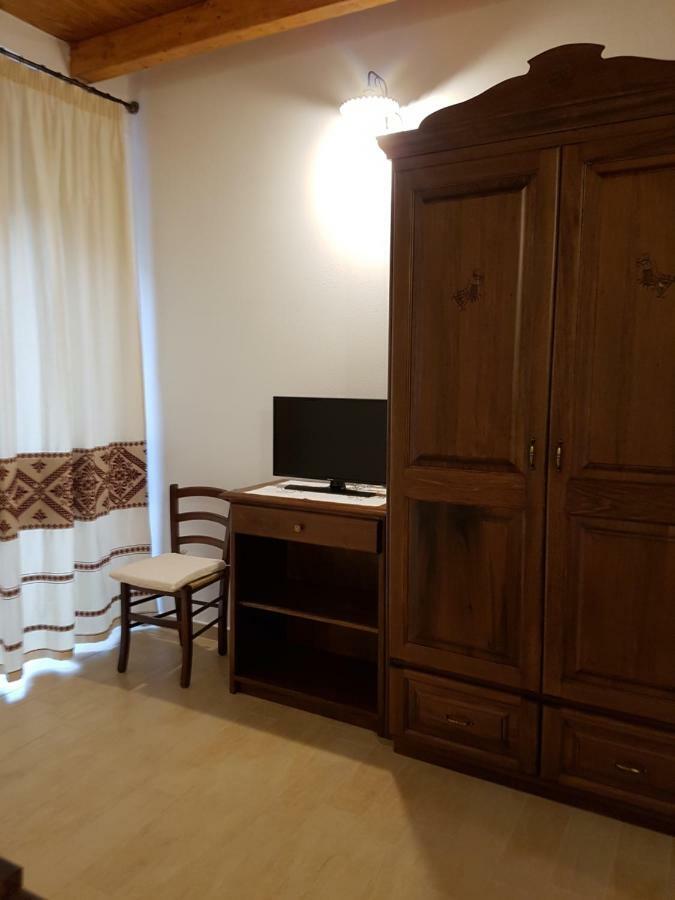 Casa Vacanze La Pavoncella Иглесиас Экстерьер фото