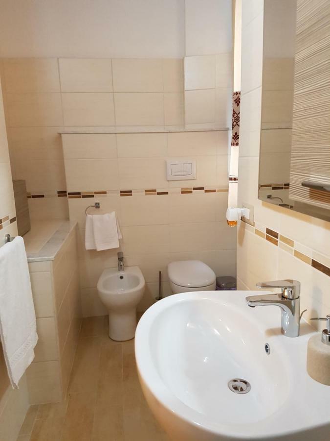 Casa Vacanze La Pavoncella Иглесиас Экстерьер фото