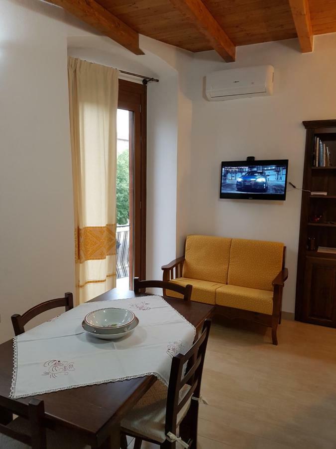 Casa Vacanze La Pavoncella Иглесиас Экстерьер фото