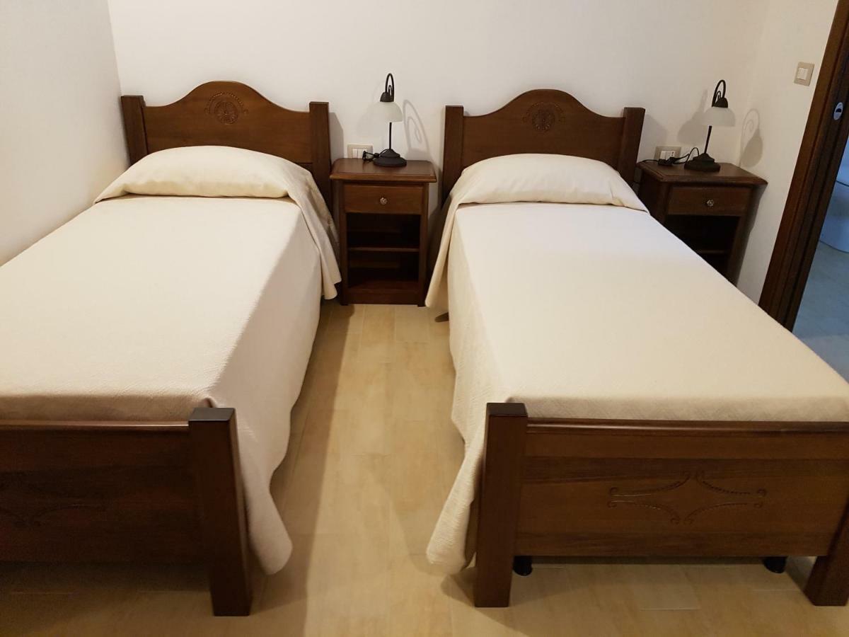 Casa Vacanze La Pavoncella Иглесиас Экстерьер фото