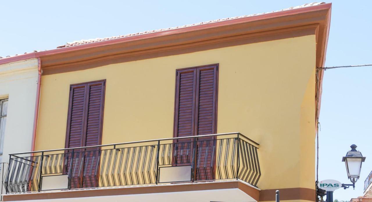 Casa Vacanze La Pavoncella Иглесиас Экстерьер фото